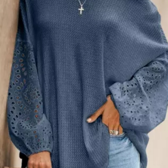 New Boutique Blue Loose Casual Puffy Sleeve Top - Picture 2 of 3